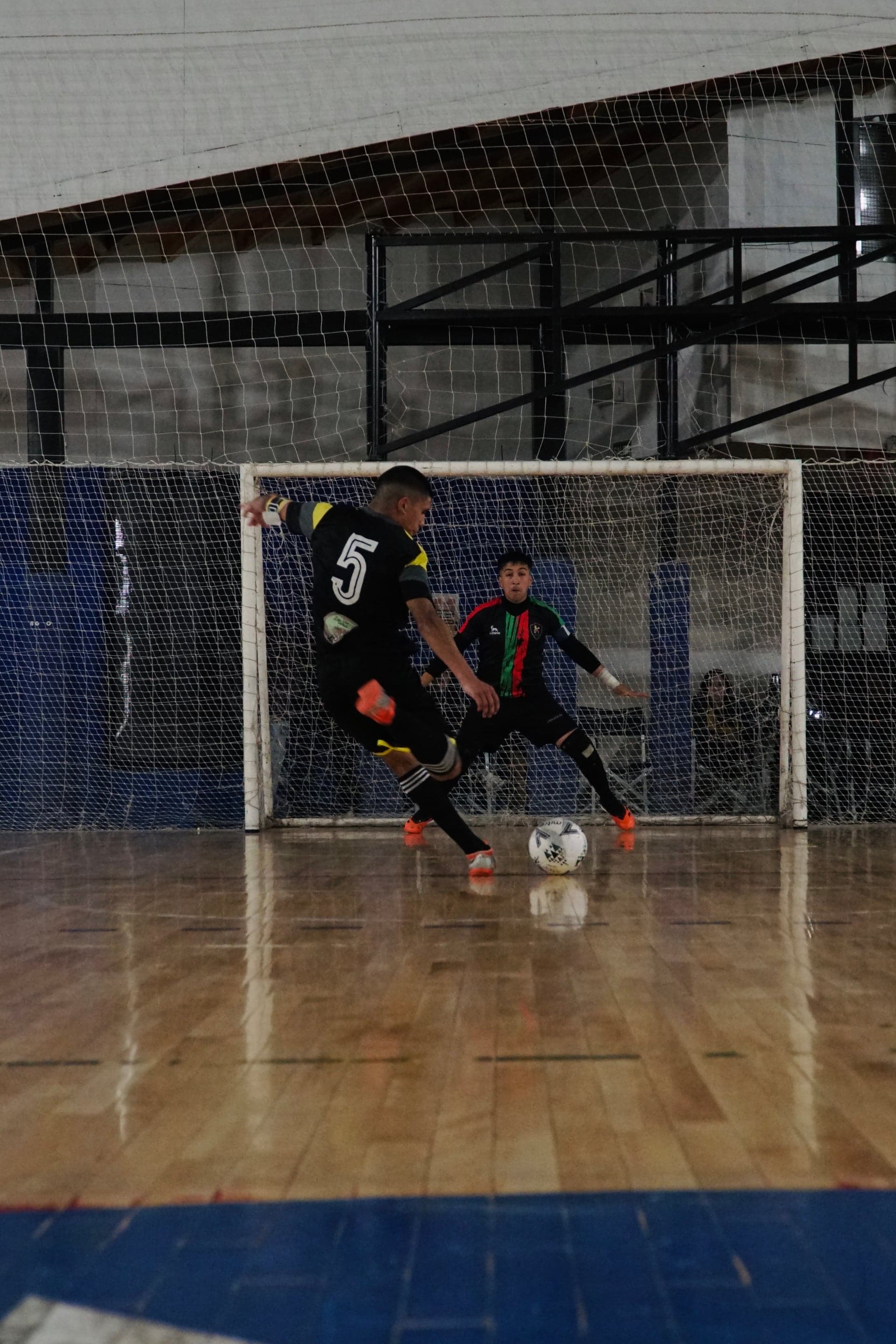 Cancha de futsal parquet El Bolsón - Big Sports 3